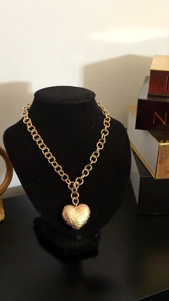 Amour Luxe Heart Pendant & Earrings Set – Gold