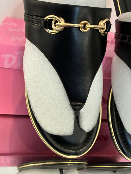 The Monaco Gold Horsebit Detail Thong Flat Sandal – Black