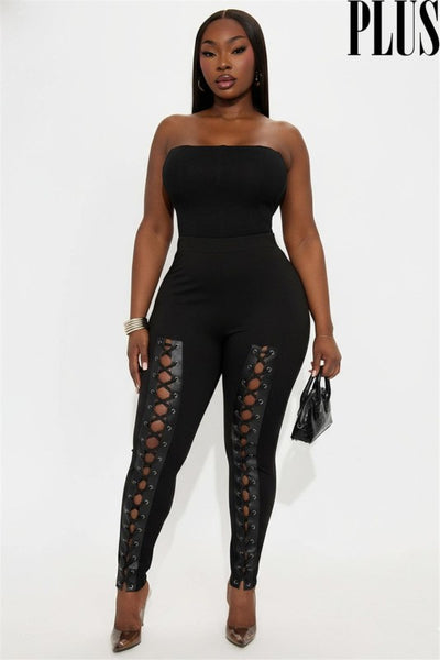 Main Character Plus Size Lace-Up Leggings