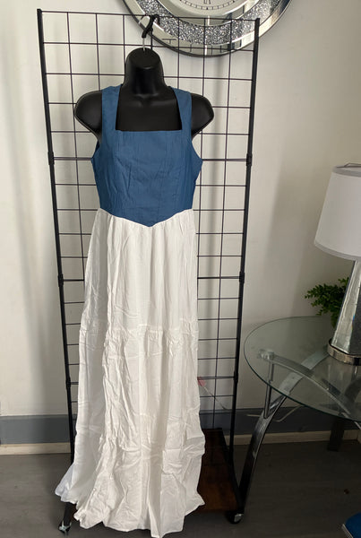 Effortless Muse Denim Colorblock Maxi Dress